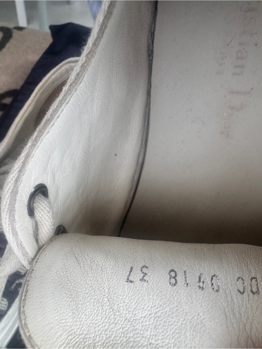 Dior Navy and White walk n Dior Logo Low-Top Sneakers - Picture 13 of 15